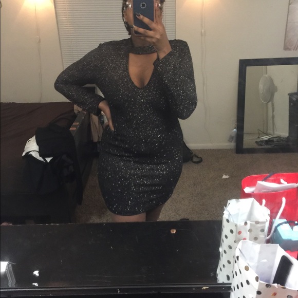 Black evening dress glittered in rose gold - Picture 4 of 4